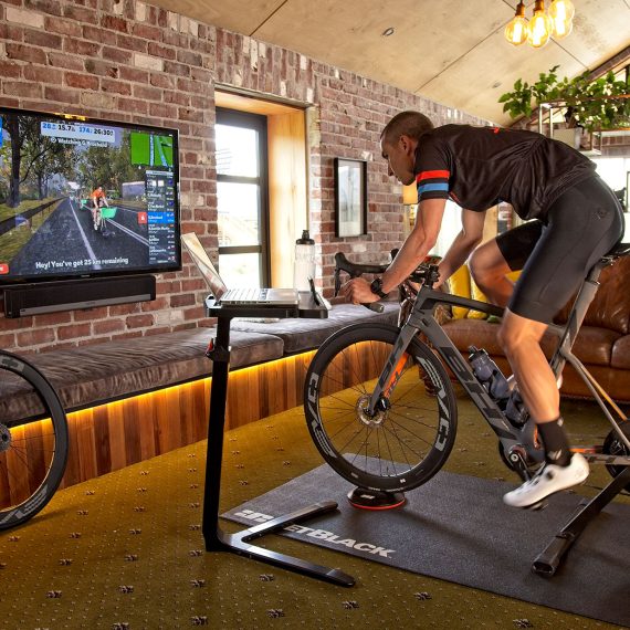 JetBlack Cycling training app - Indoor bike trainers and accessories